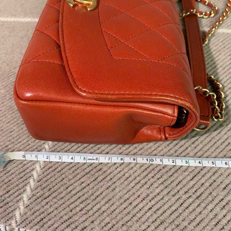 二手Chanel香奈兒cf戴妃鏈條包紅色羊皮金扣，鐳射20開-16