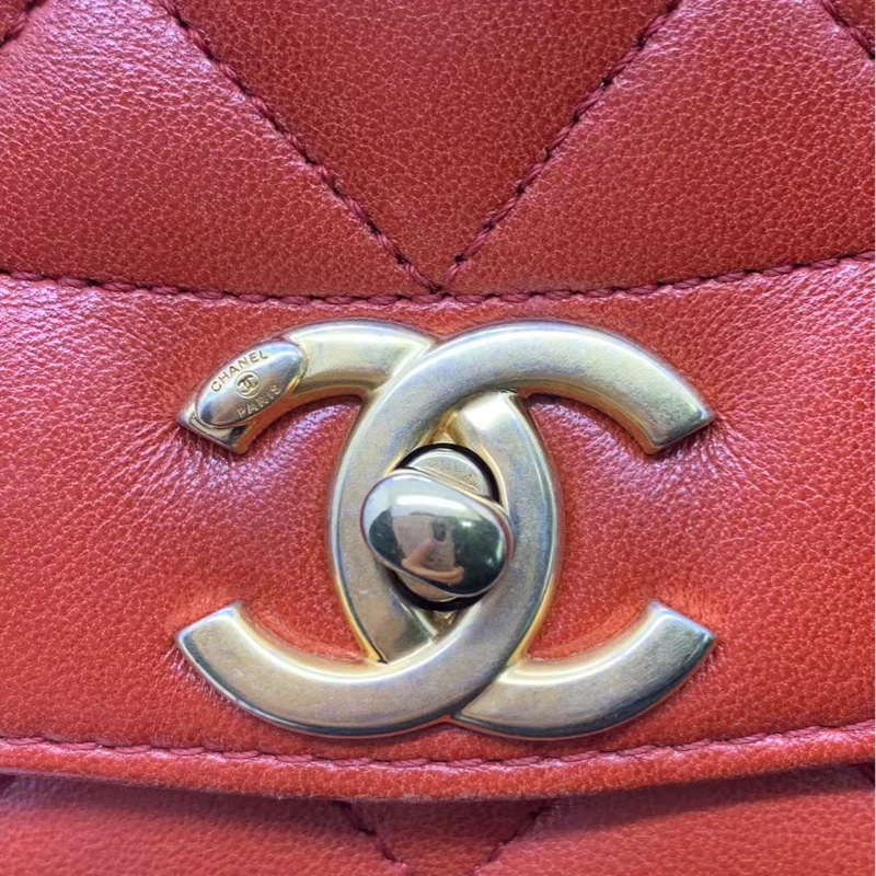 二手Chanel香奈兒cf戴妃鏈條包紅色羊皮金扣，鐳射20開-21
