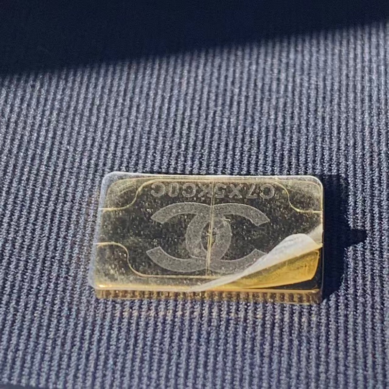 24cChanel香奈兒大logo托特包白色羊皮芯片款-4