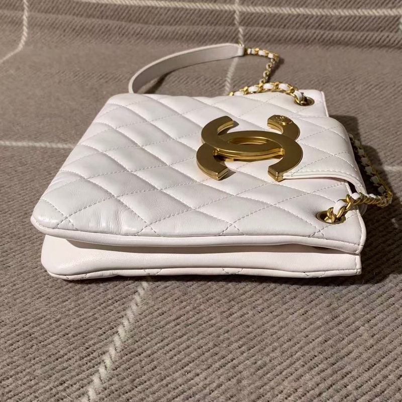24cChanel香奈兒大logo托特包白色羊皮芯片款-17