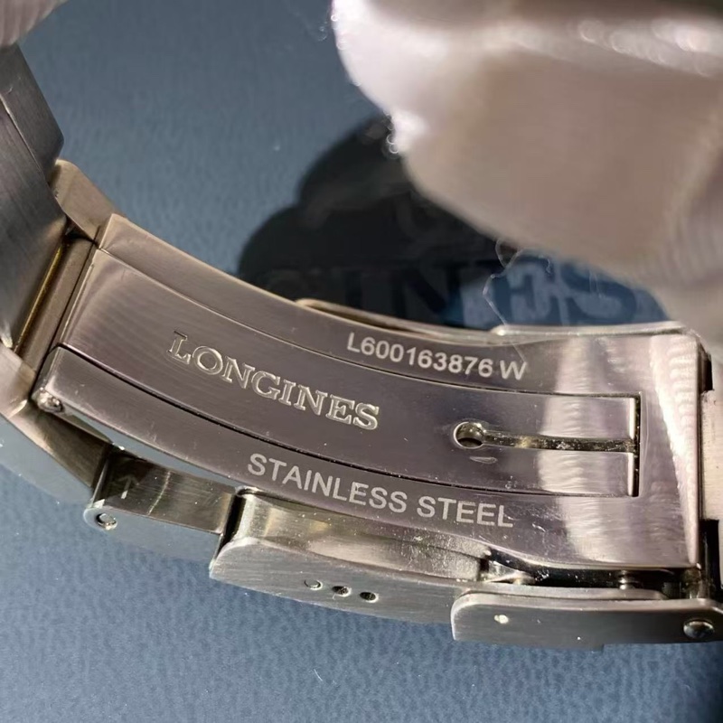 二手浪琴Longines康卡斯系列  型號:L3.781.3.56.7，自動機械機芯，表徑41毫米 精鋼間金，黑色太陽紋錶盤，陶瓷外圈，旋入式表冠，夜光刻度，日曆顯示，300米防水，72小時動力儲備，原始狀態，2025年購入-3