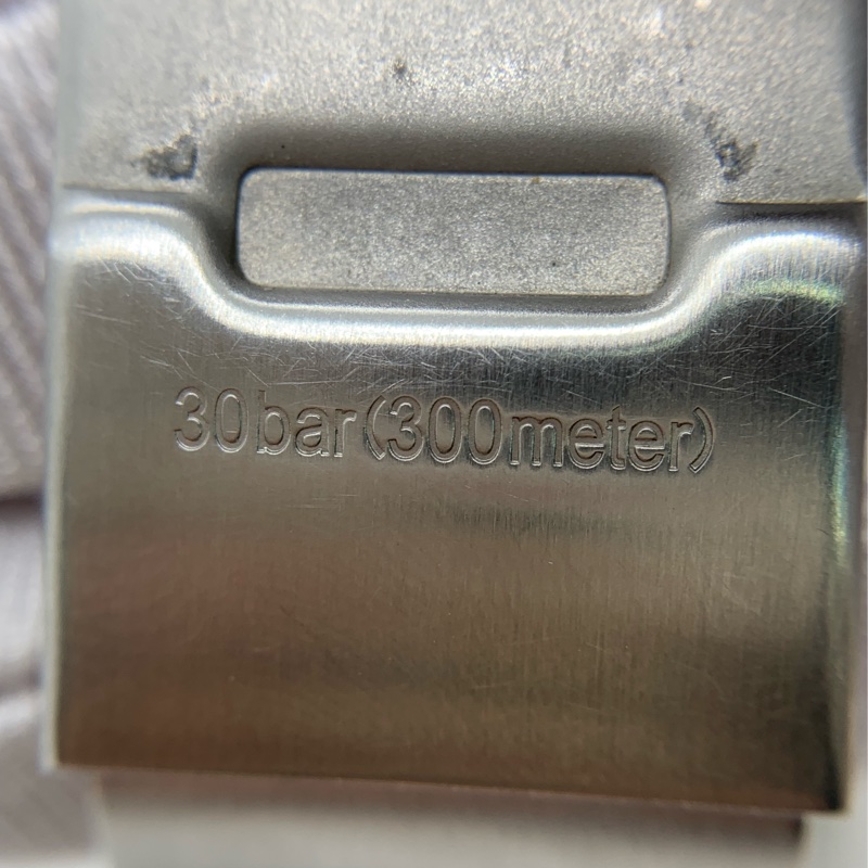 二手浪琴Longines康卡斯系列  型號:L3.781.3.56.7，自動機械機芯，表徑41毫米 精鋼間金，黑色太陽紋錶盤，陶瓷外圈，旋入式表冠，夜光刻度，日曆顯示，300米防水，72小時動力儲備，原始狀態，2025年購入-15