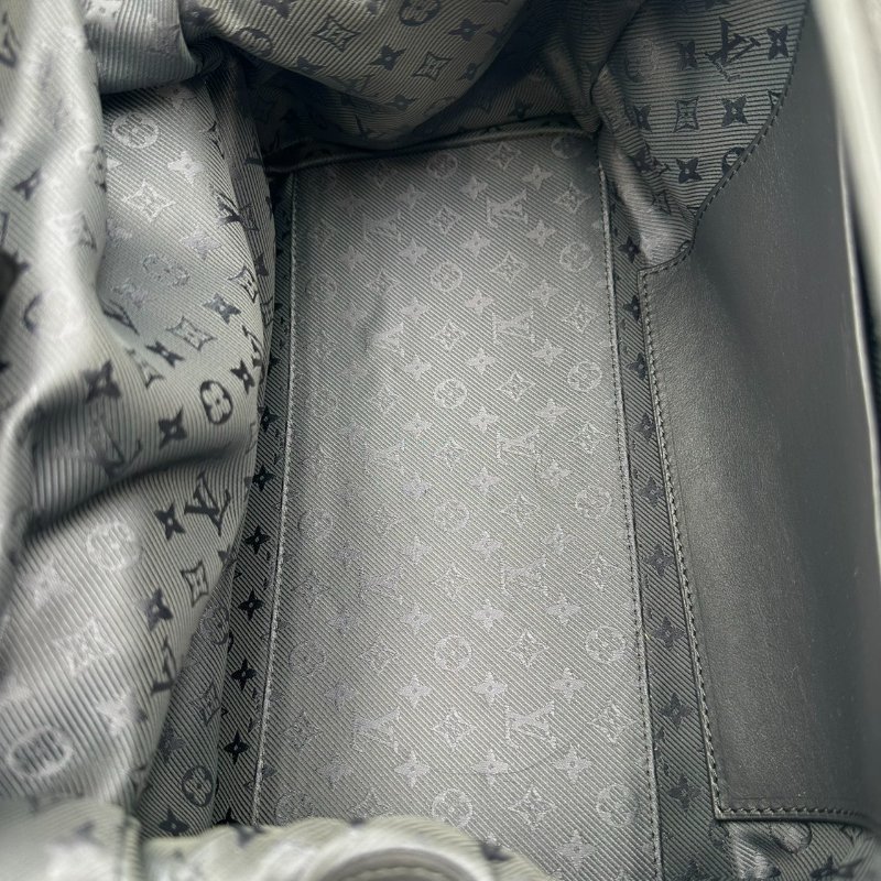 【美收精品】Louis Vuitton 深灰色手提包 C-78【隔月月中將轉賣至日本 上架期限30天】-5