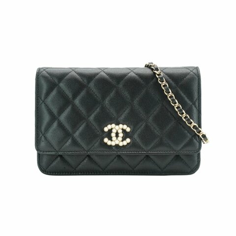 Chanel 展示品 羊皮淡金珍珠釦斜背包Woc(AP3807-黑)