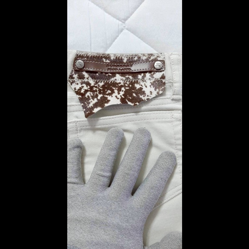 （日本製MIJ）絕版BURBERRY 博柏利 BLUE LABEL 藍標 女米白色燈芯絨喇叭褲38號-4