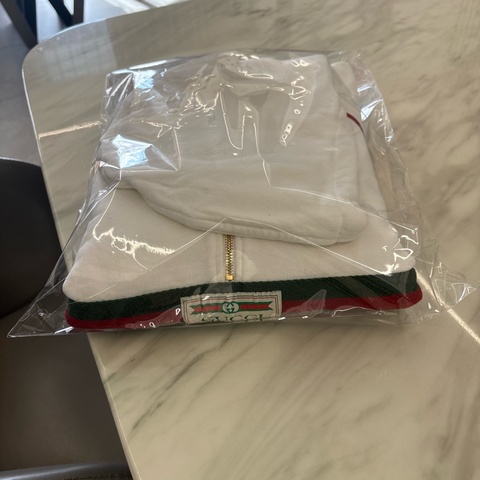 Gucci男女可穿S號