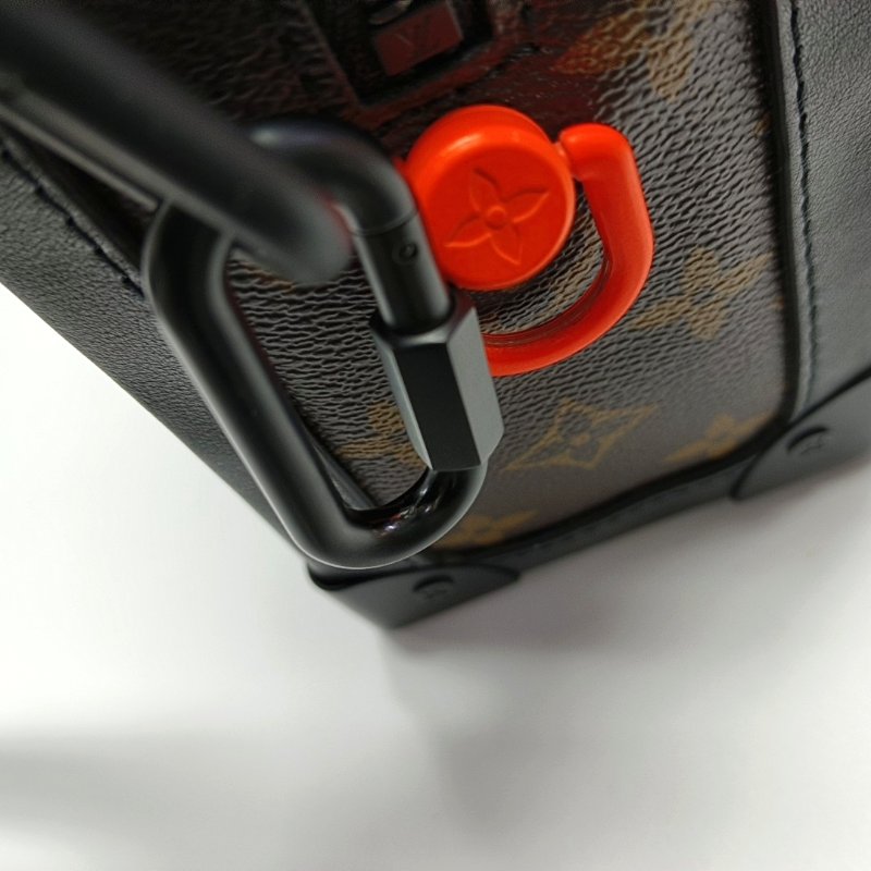 LOUIS VUITTON SOFT TRUNK 棕色塗層帆布老花單肩包手提包斜挎包黑色五金可拆卸肩帶-13