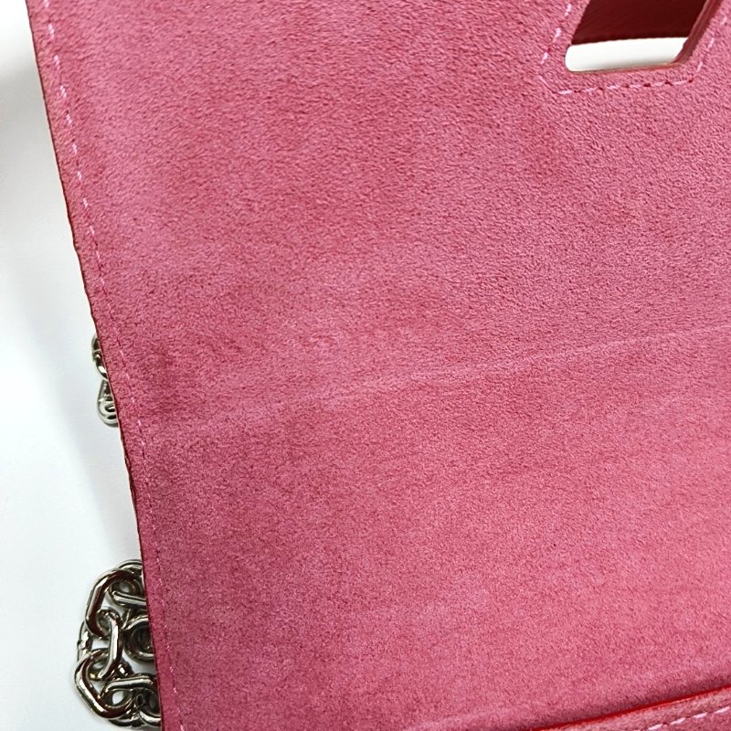 LOUIS VUITTONTWIST 中号红色EPI牛百亿补贴9.5新皮水波纹斜挎包单肩包 银色五金可拆卸肩带-9