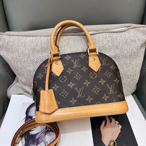 LV 老花alma bb老花貝殼包