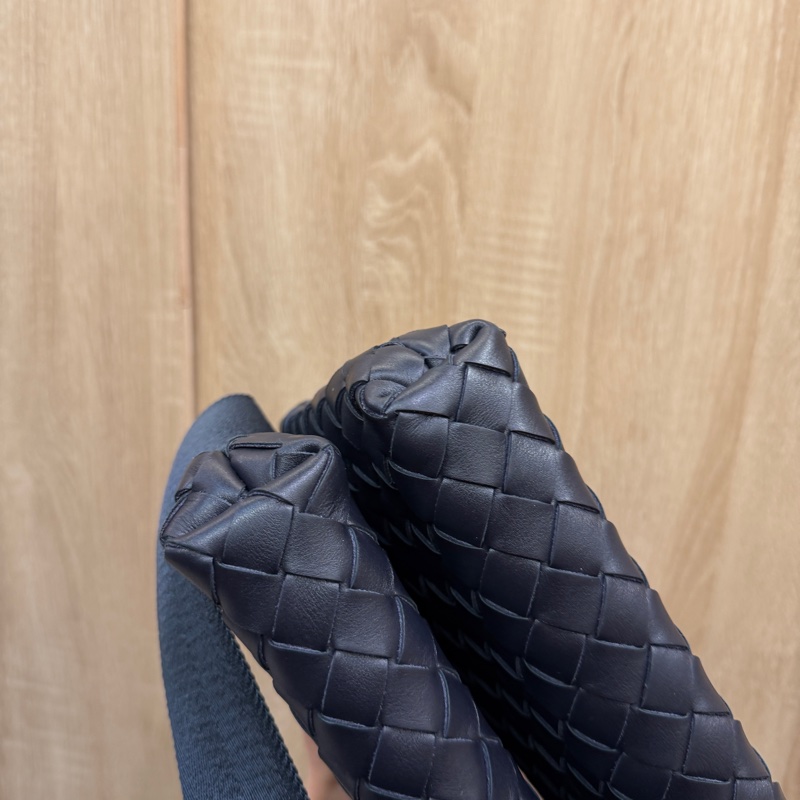 BV 深藍牛皮編織Intrecciato Duo雙層斜背包-6