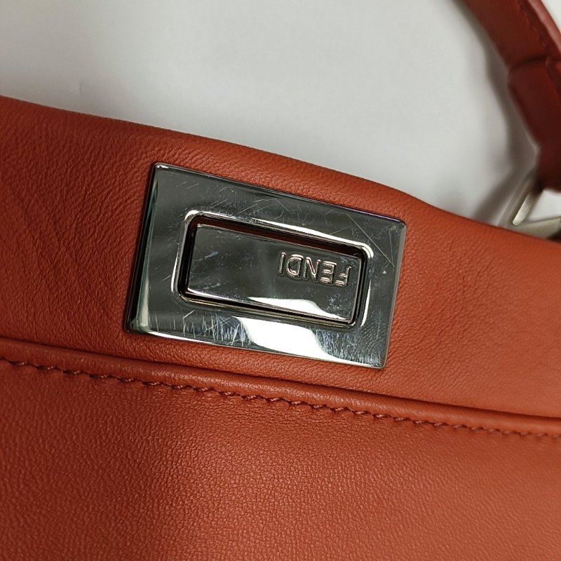 FENDI Peekaboo橘紅色牛皮斜挎包手提包單肩包銀色五金可拆卸肩帶-8