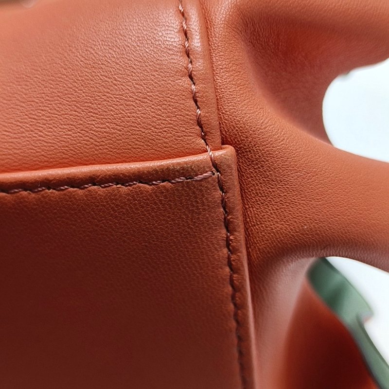 FENDI Peekaboo橘紅色牛皮斜挎包手提包單肩包銀色五金可拆卸肩帶-13