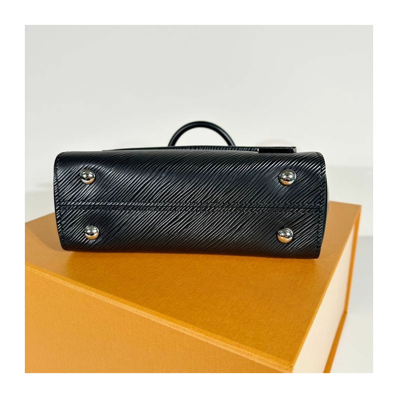 LOUIS VUITTON Cluny Mini Epi 黑 M58925-4