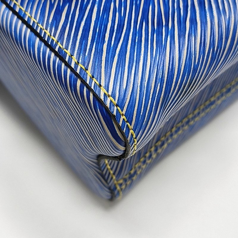 LOUIS VUITTON TWIST中號藍色EPI牛皮水波紋單肩包銀色五金可拆卸肩帶-11