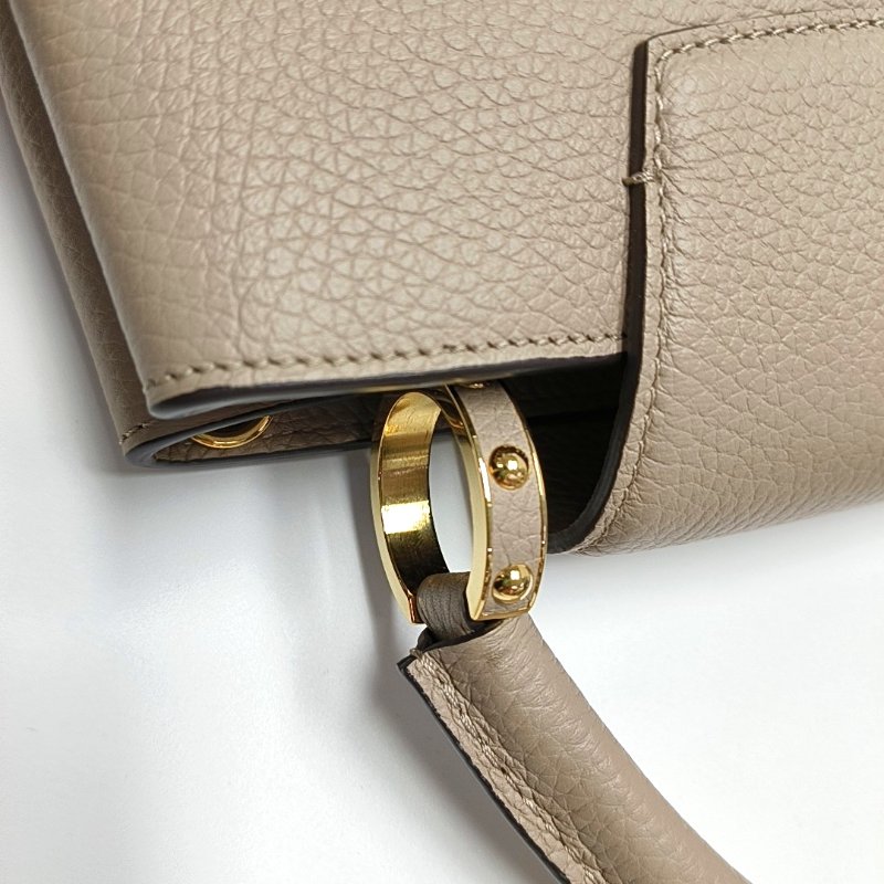 LOUIS VUITTON CAPUCINES中號灰色牛皮手提包金色五金-8