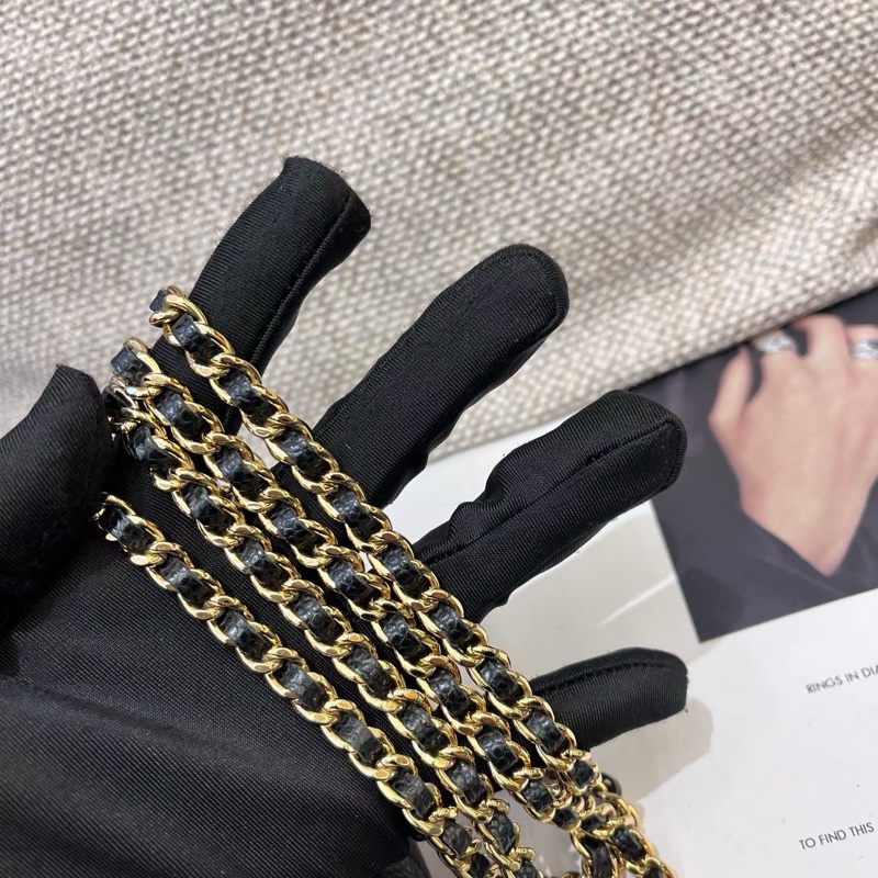 Chanel香奈兒黑金woc包-6