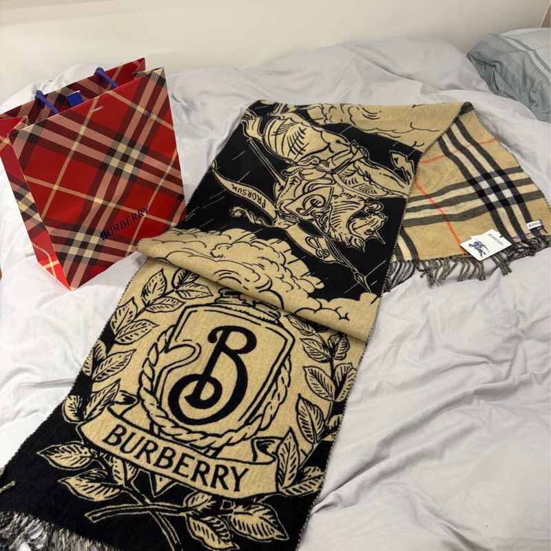 全新Burberry25年新款斷貨戰馬純羊絨圍巾-0