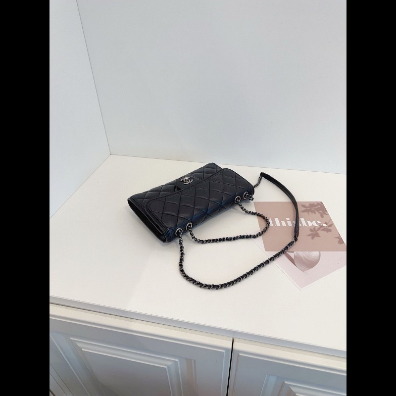 Chanel classic flap seasonal-3