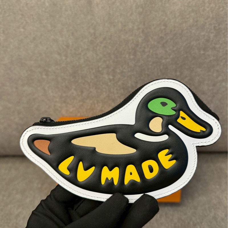 LV Nigo聯名絕版鴨鴨錢包-1