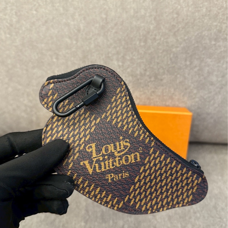 LV Nigo聯名絕版鴨鴨錢包-2