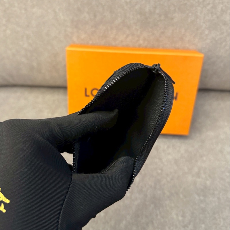 LV Nigo聯名絕版鴨鴨錢包-3