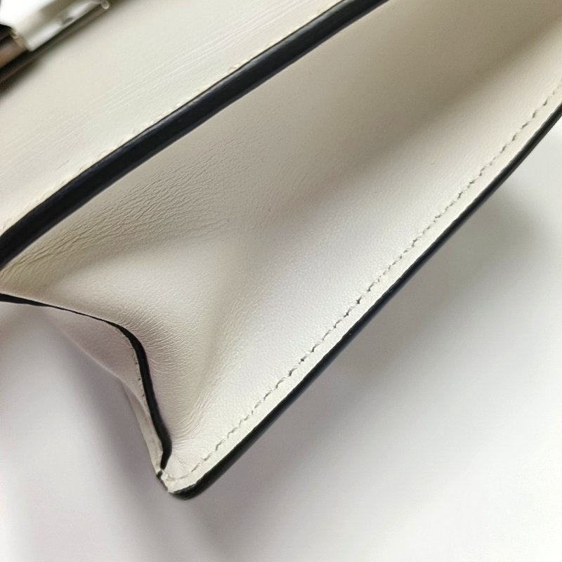 PRADA Elektra白色牛皮鉚釘單肩包斜挎包銀色五金可拆卸肩帶-9