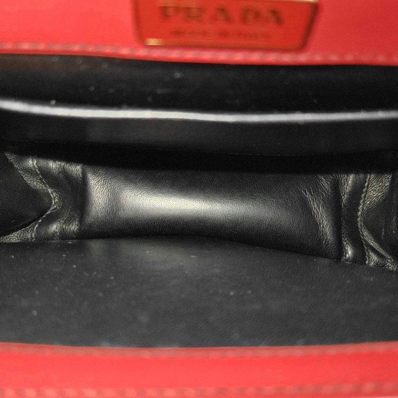 PRADA酒紅色牛皮十字紋單肩包斜挎包金色五金可拆卸肩帶-6