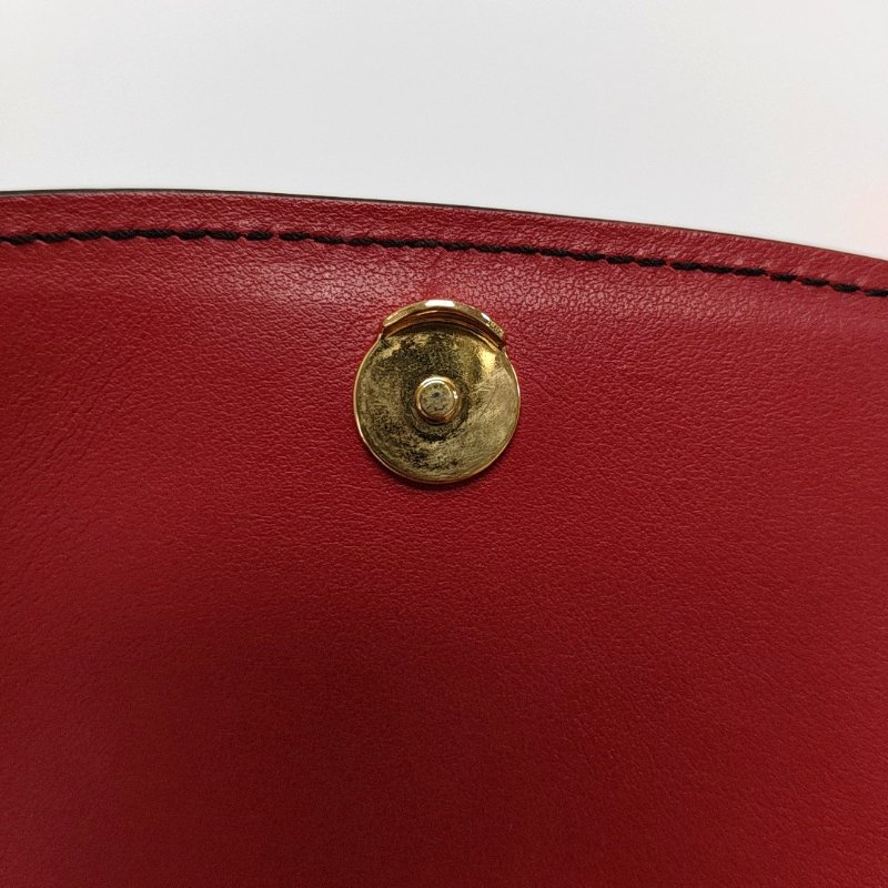 PRADA酒紅色牛皮十字紋單肩包斜挎包金色五金可拆卸肩帶-9