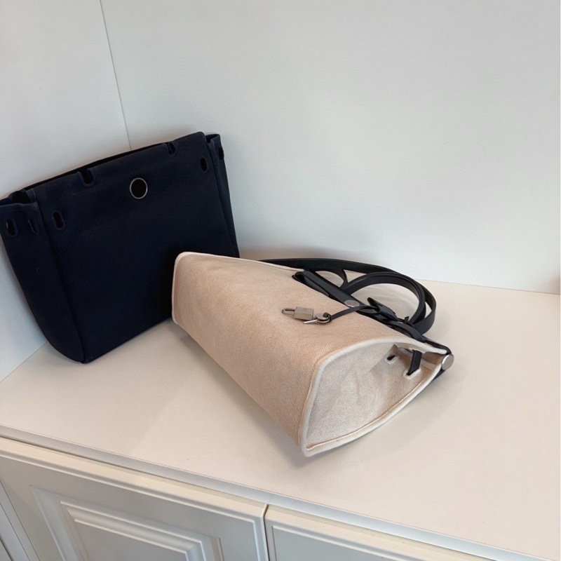 【97新🆕】Hermes  中古黑白熊貓 herbag31 黑銀帆布拼皮單肩包  手提包-4