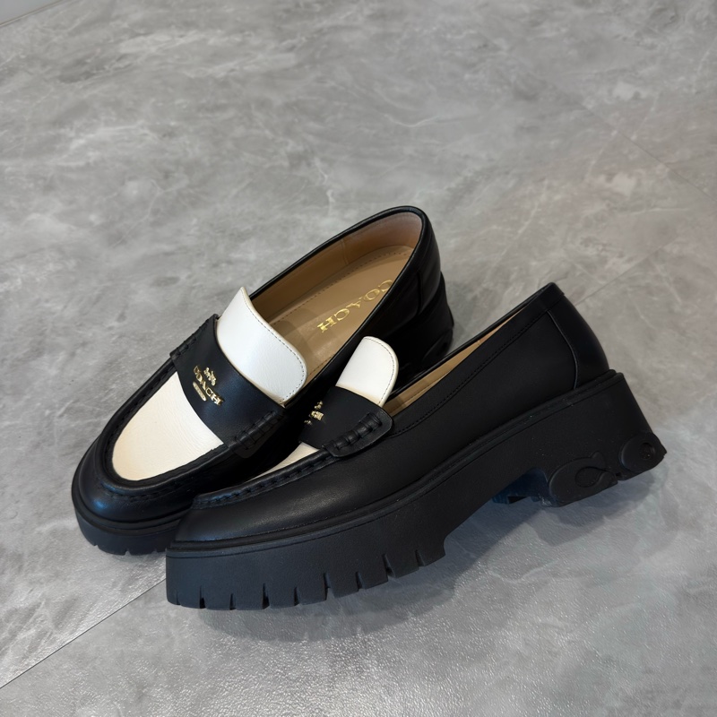 coach 《全新》黑白樂福鞋-1