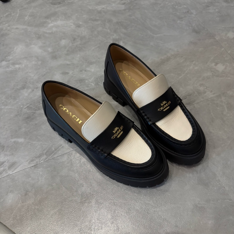 coach 《全新》黑白樂福鞋-2