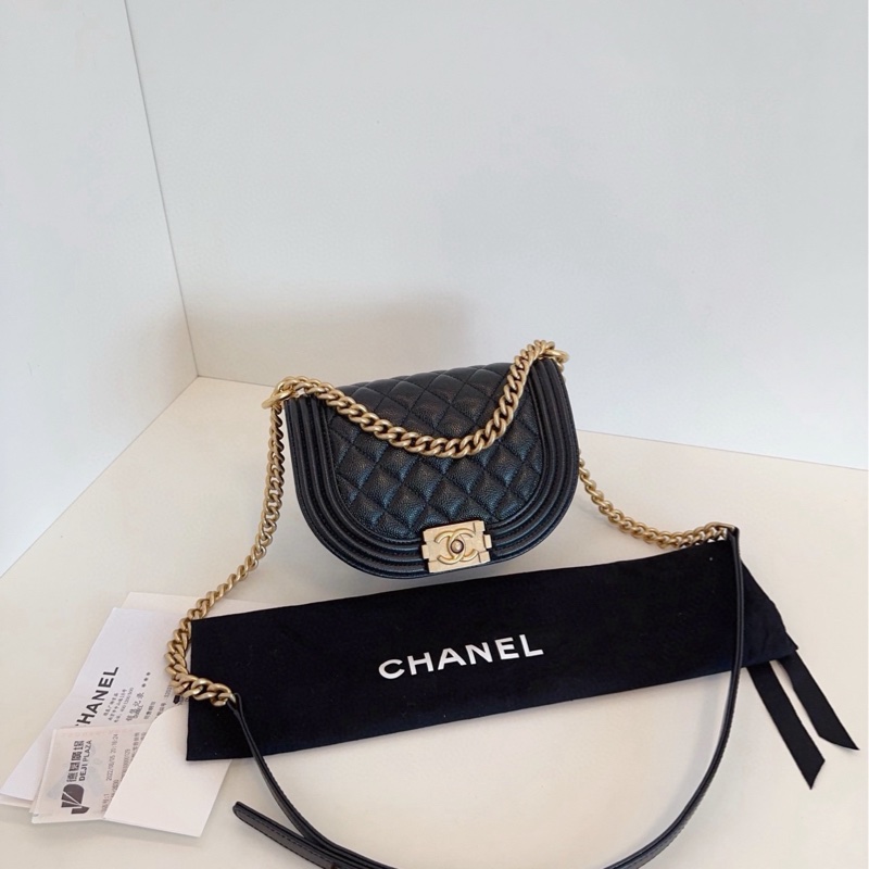 【閒置品🆕】Chanel 黑金Leboy半月馬鞍包 芯片款 荔枝牛皮 斜挎包單肩包手提包-0