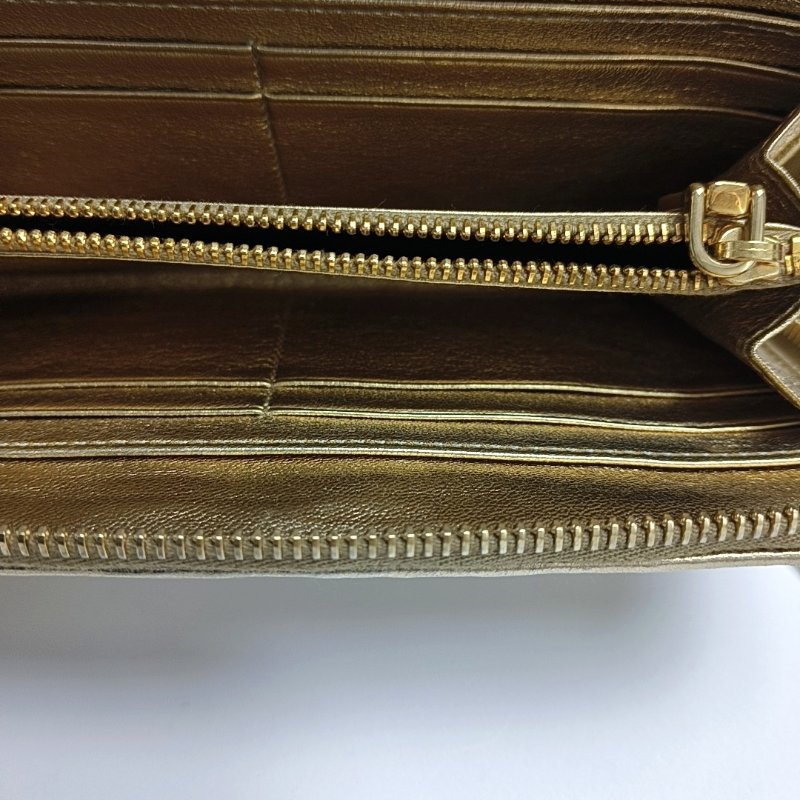 Miu Miu金色牛皮錢包金色五金 9.8新-12