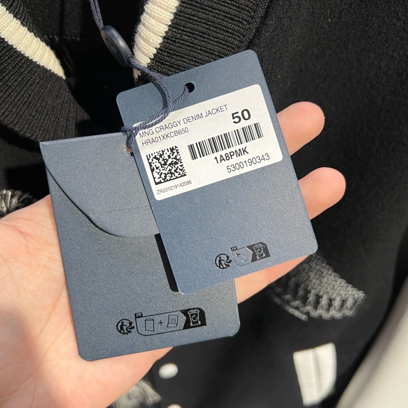 Lv 玩偶秀款外套 50碼-4
