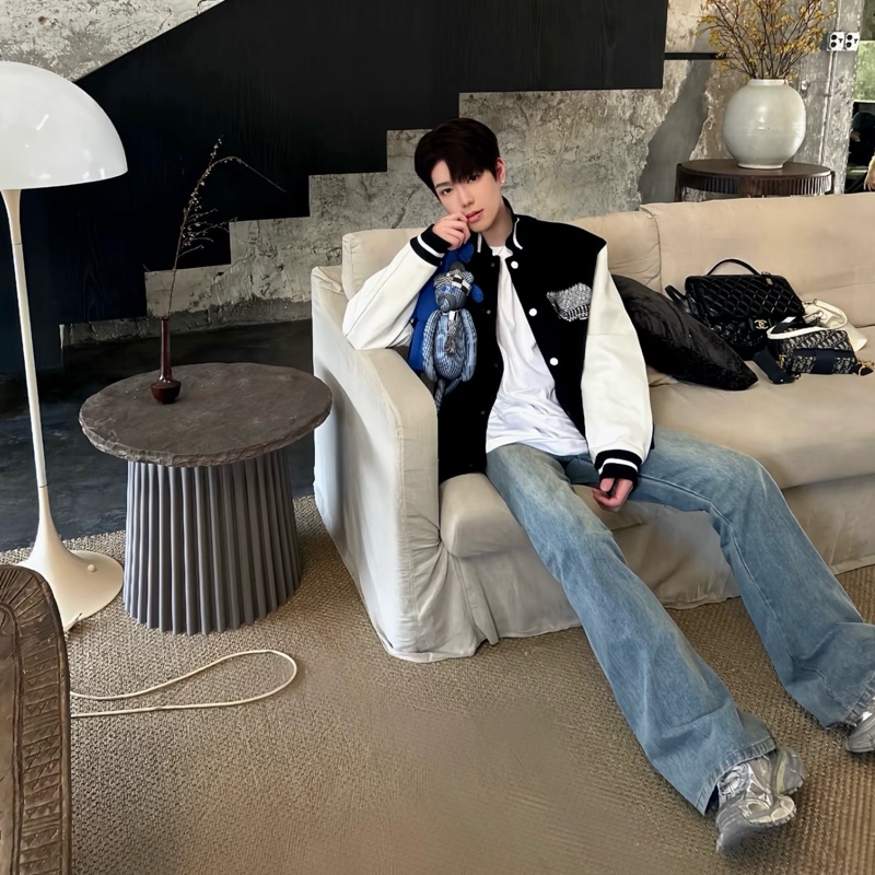 Lv 玩偶秀款外套 50碼-9