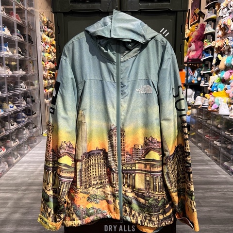 Supreme x TNF大都會 絕版稀有L碼
