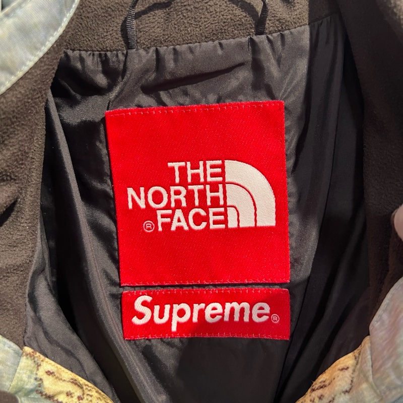 Supreme x TNF大都會 絕版稀有L碼-2