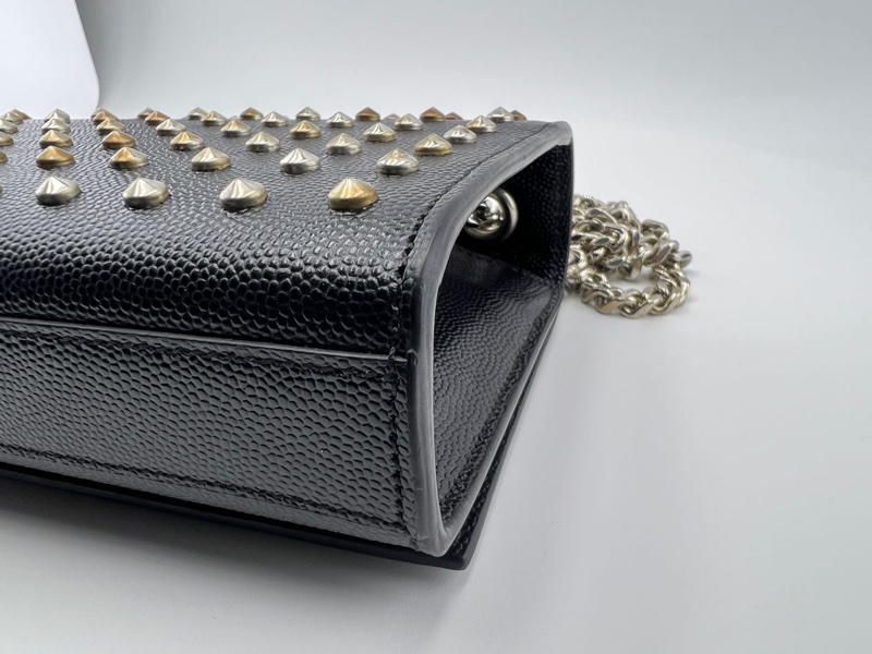 圣罗兰黑金铆钉单肩斜挎包-10