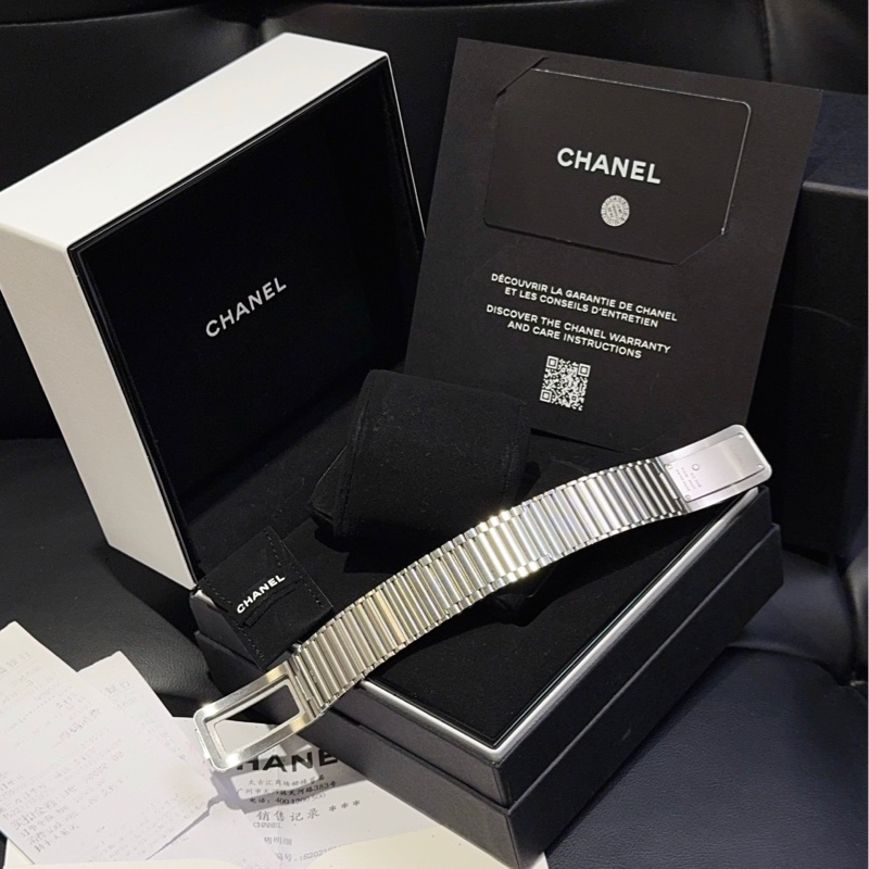 【98新大全套🆕】Chanel Code CoCo腕表/手鐲表⌚️銀色精鋼 石英機芯 黑漆面錶盤帶鑽-6