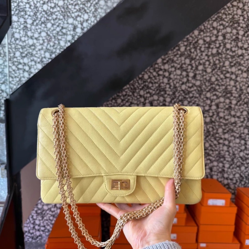 Chanel 2.55牛皮小雞黃金扣-0
