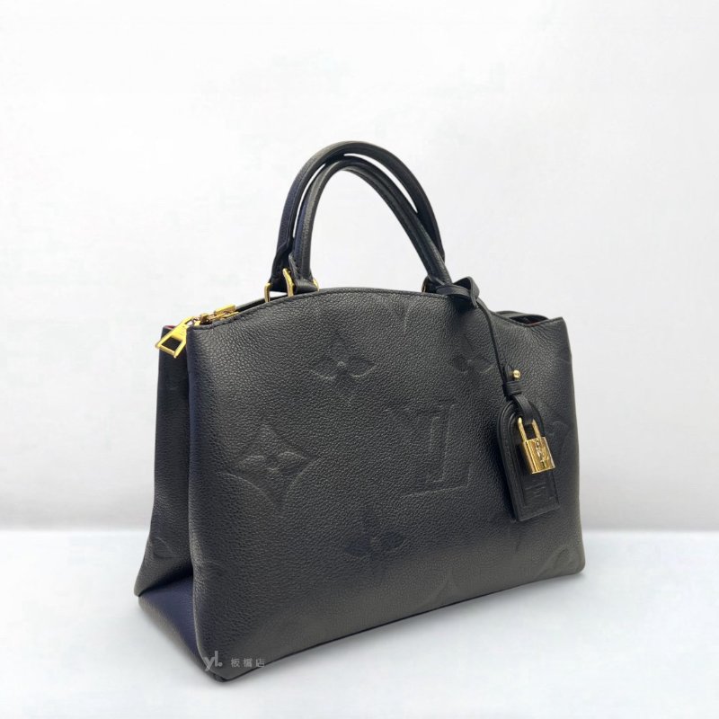 LV 包包Petit Palais黑牛皮壓紋金釦手提斜背包 M58916-1