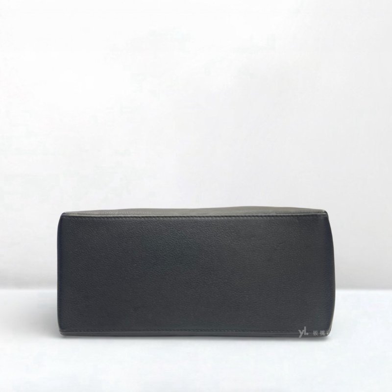 LV 包包Petit Palais黑牛皮壓紋金釦手提斜背包 M58916-4