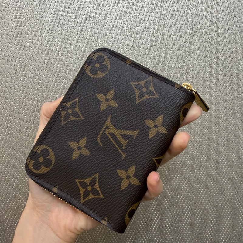 LV 原花金釦ㄇ拉零錢卡包M60067-5