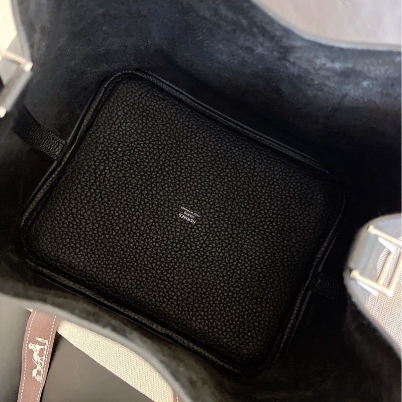 【全新品】Hermes愛馬仕 黑銀手提包水桶包picotin22 Z刻-7