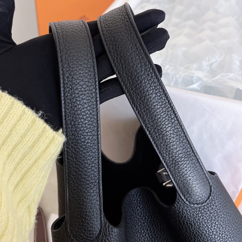 【全新品】Hermes愛馬仕 黑銀手提包水桶包picotin22 Z刻-9