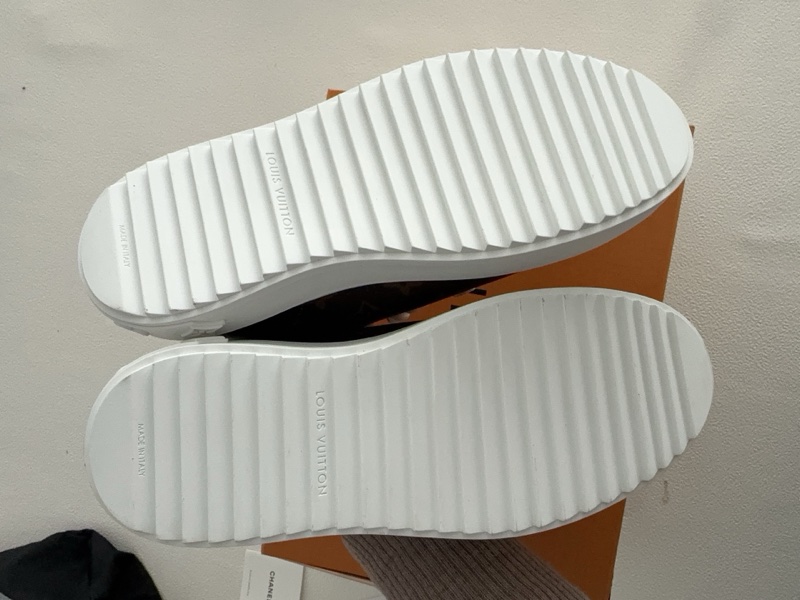 【全新品】Louis vuitton路易威登 lv 女款運動鞋 老花 板鞋 time out 草間彌生聯名休閒鞋 35.5-5