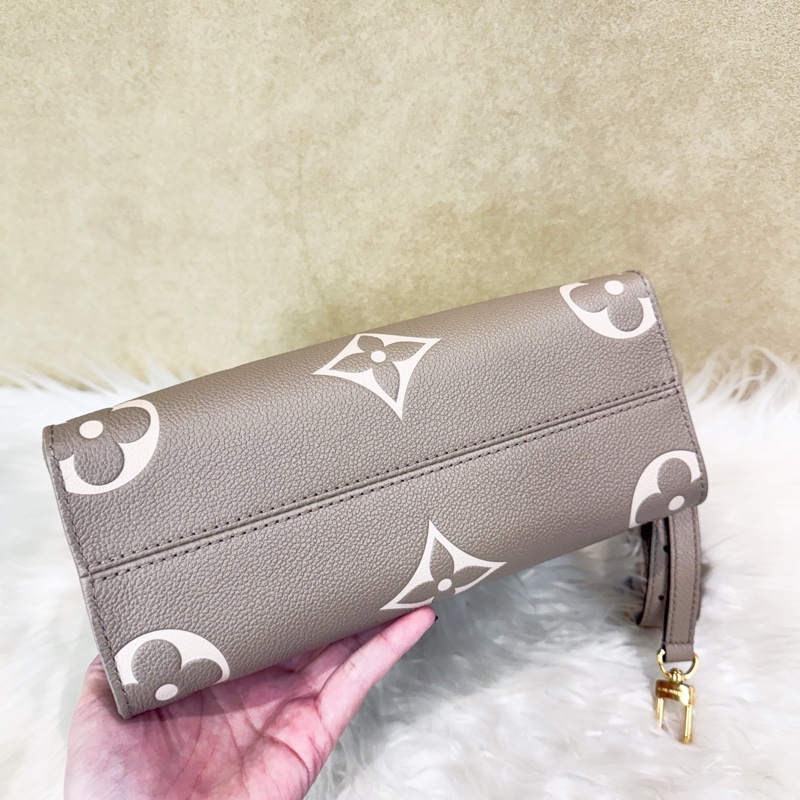 LV On The Go Pm 雙色斑鳩灰手提斜背包 近全新-4