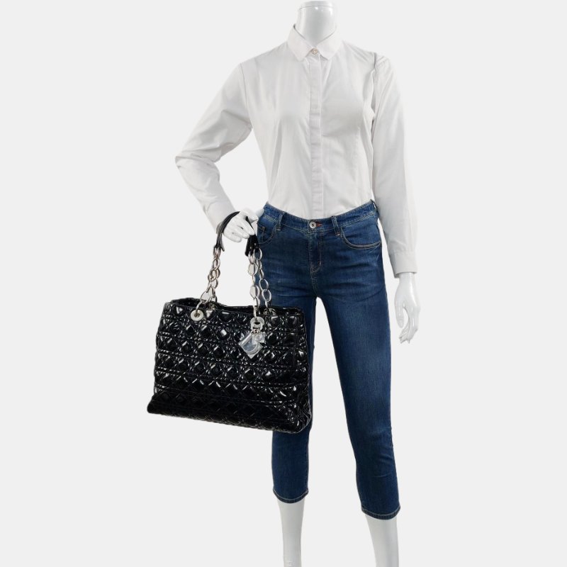 DIOR托特包黑色漆皮藤格紋絎縫單肩包手提包銀色五金-1