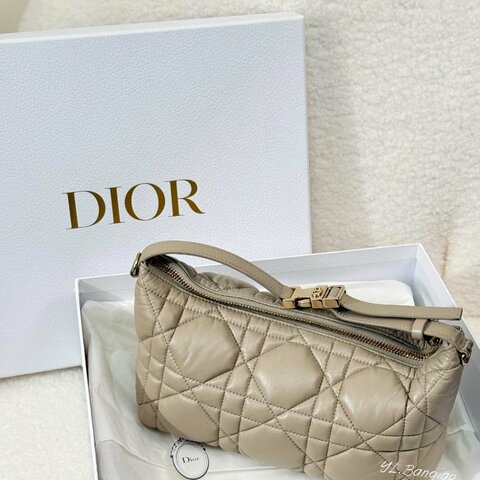 DIOR Travel Nomad大籐格紋裸色小牛皮中型手拿包S5554OMIG_M900