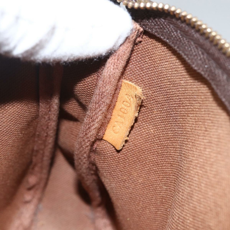 【日本直送】路易威登 Monogram 手拿包配件袋 M51980 LV 正品 BA9460SAV-10